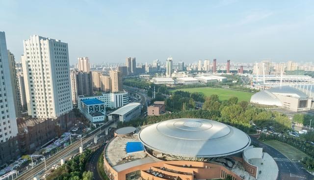 东北高校排行榜出炉, 吉林大学超越哈工大成为榜首, 网友: 凭什么