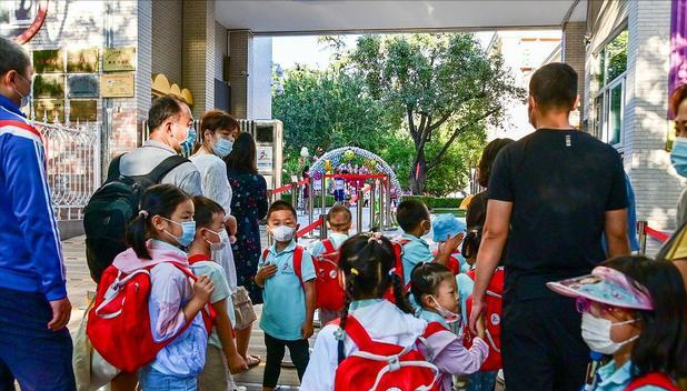 幼儿园要推出课后延时服务? 多地教育局通知: 将改为5点半放学