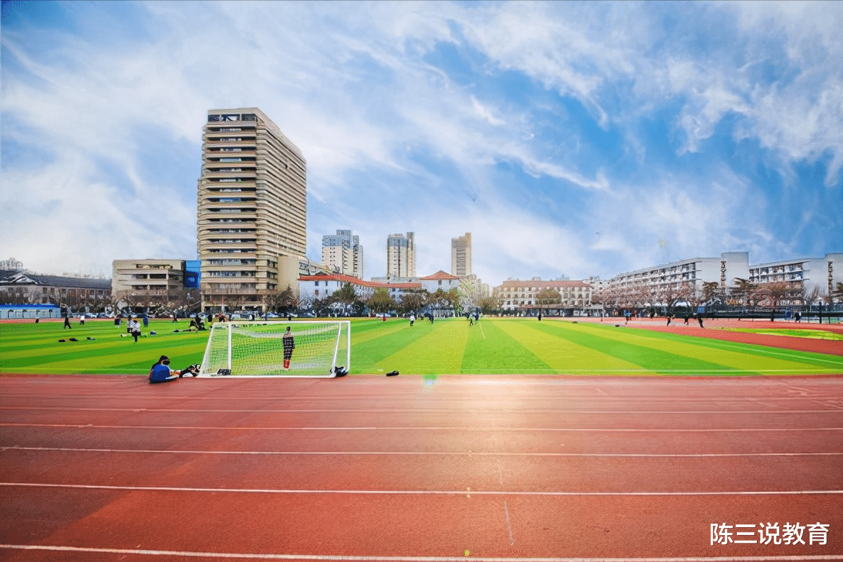 华东地区高校排名出炉, 上海交大力压浙大登顶, 东南大学仅排第九