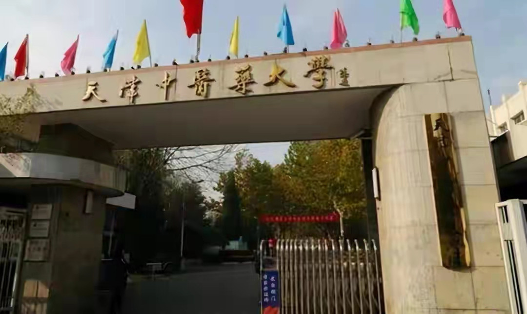 中学就应该着手培养学生健康的“性”观念, 否则“性无知”将会毁了一些人才