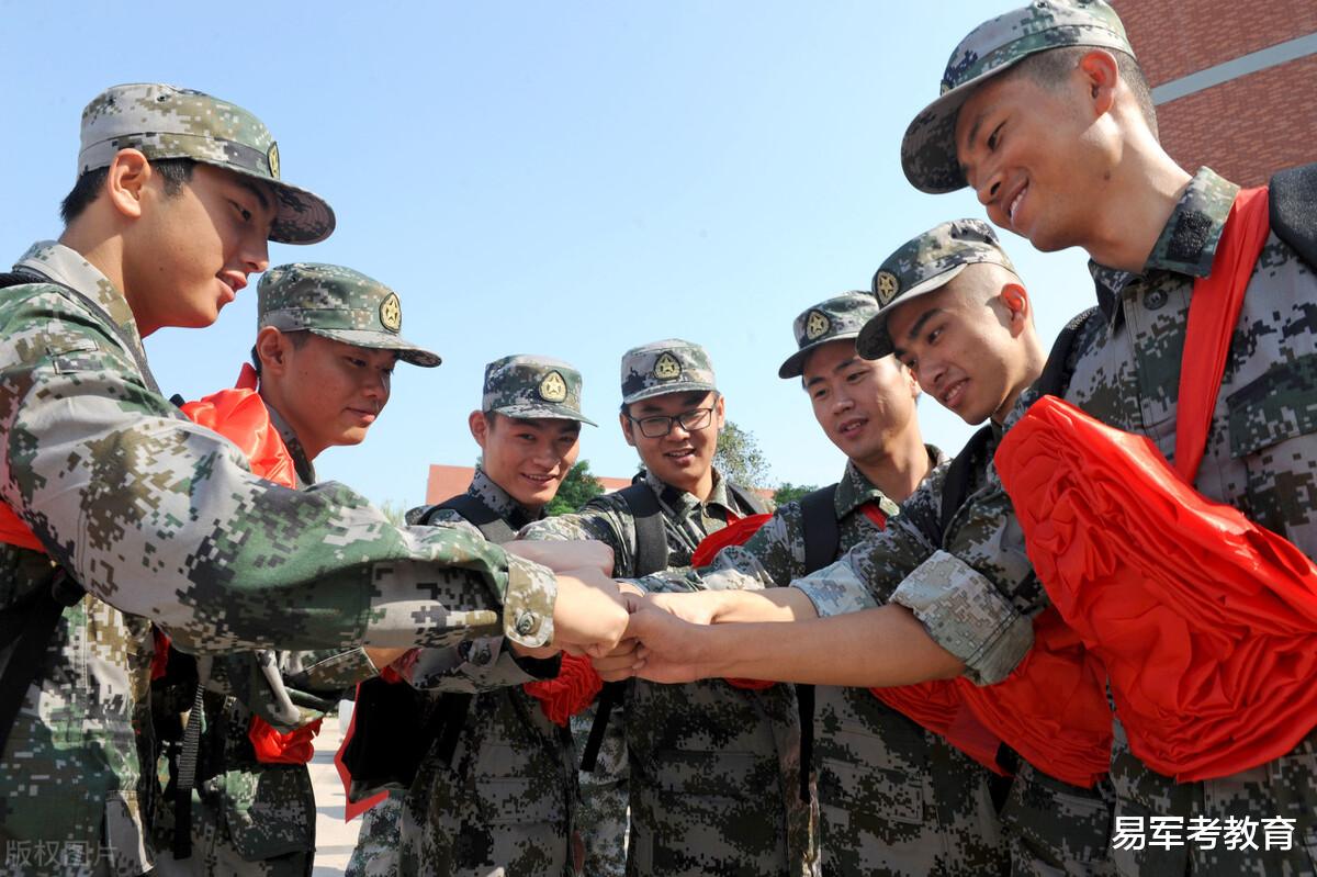 普通本科毕业, 当兵还是读研? 建议这样选择