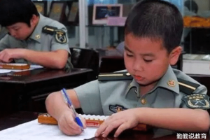 河南“神童”何雪豪, 8岁收到军校录取通知书, 现在怎么样了?
