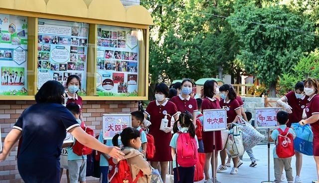 寒假来临, 教育部却对补习班重拳出击, 连幼儿园和非学科都未幸免