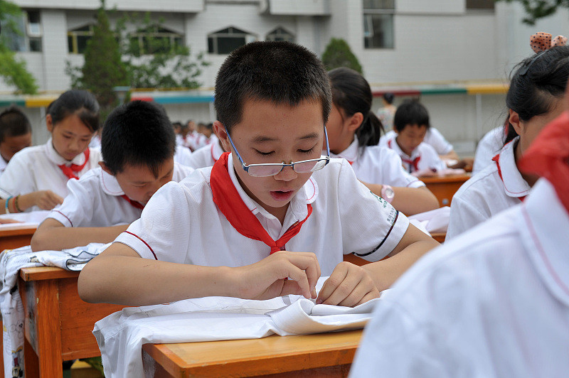 高一学生要改变哪些不良的学习习惯? 老师: 以下5种习惯尽早改变