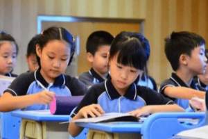 英语主科位置频繁被质疑, 上海和辽宁带头做调整, 学生觉得好突然