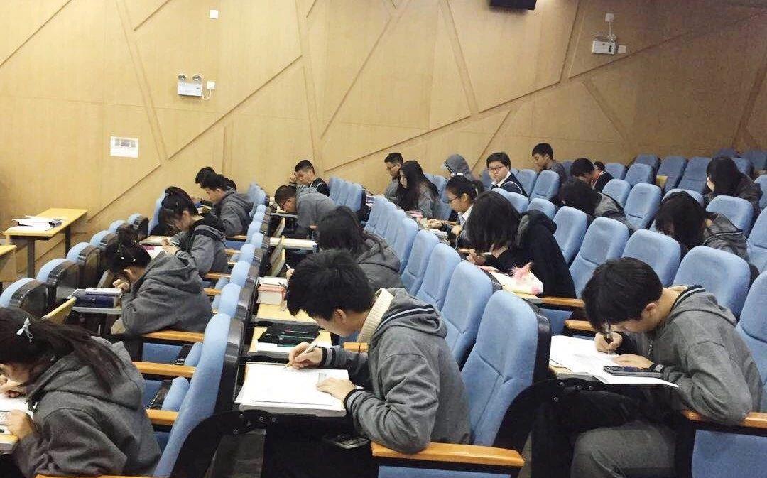 喜讯! 数学竞赛名单出炉, 广东6名学霸入选国家集训队, 实力超群