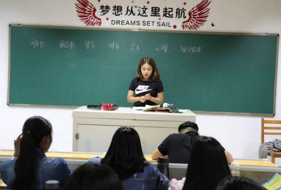 大学“含金量高”的班干部, 学生要提前了解, 或许有助于将来就业