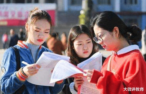 高考分数只够上“二本”, 三个专业尽量不要选, 不考研就业很难