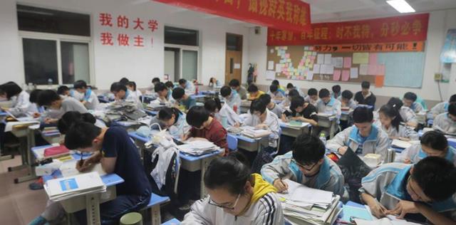 喜讯! 青岛被选中, 高调揭牌一新大学! 堪称青岛师范教育“航母”