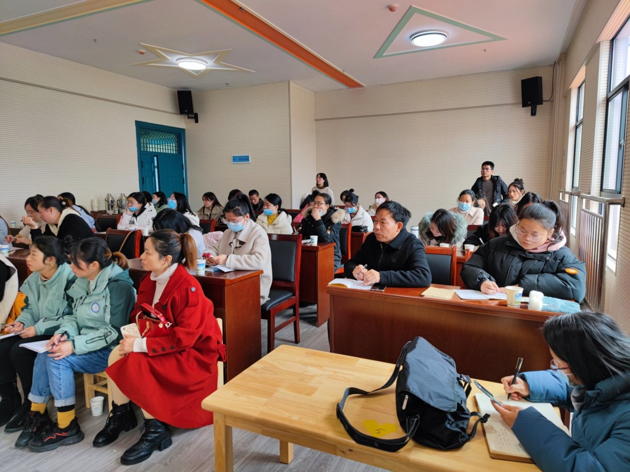 送教下乡 情暖人心——庐山市中心幼儿园到华林中心小学开展送教下乡活动