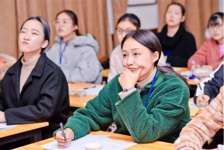 学这3门学科的师范生有福了，岗位需求量大，找工作不用发愁