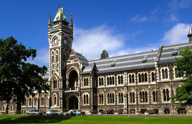 全球最难考的大学“前三名”, 哈佛勉强上榜, 第一名位于亚洲南部