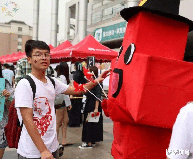 00后大学生存在“怪现象”, 对待事物越来越佛系, 辅导员说出原因