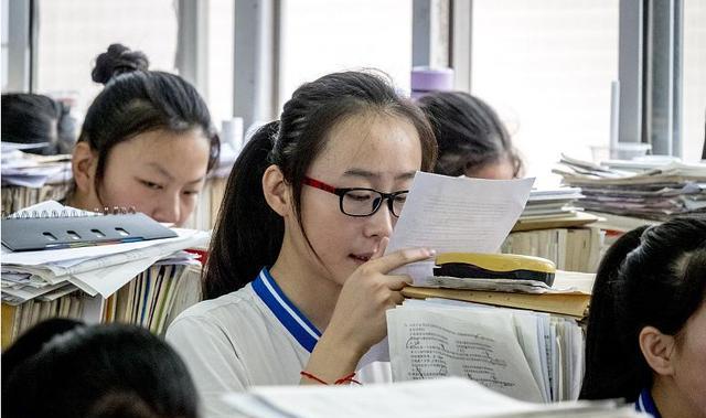 想知道学生聪明与否, 从他擅长的科目就能看出, 资深教师说出实情