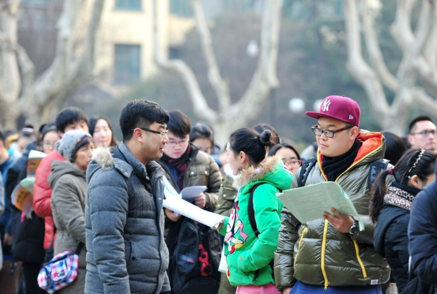 大学里挂科率高的专业，榜首一不留神就丢分，学霸也觉得不好拿捏