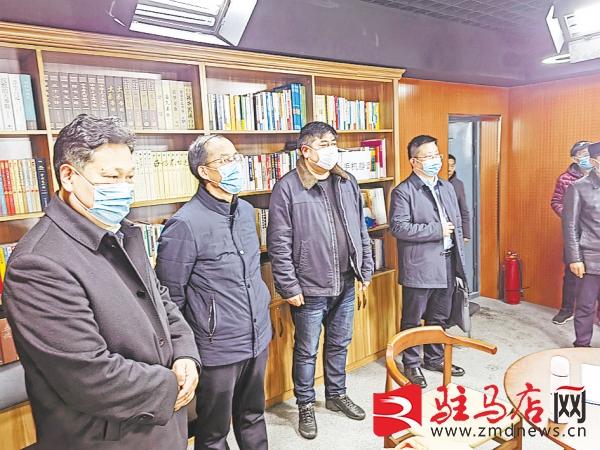 市教育局领导到市电教馆专题调研“三个课堂”建设工作