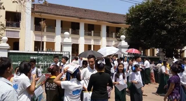 缅甸孟邦高考报考人数减少了一半多