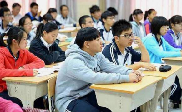 大学里最难熬的6个专业, 学生吐槽比高三还累, 学生: 我想回高中