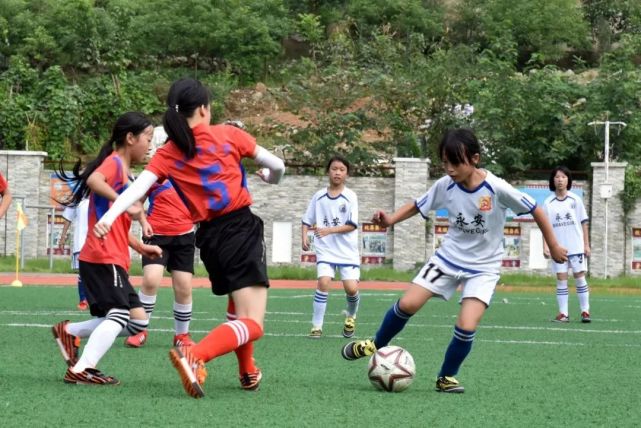 衡水将建该市第一所足球特色公立小学, 足球特色学校能挽救国足么?