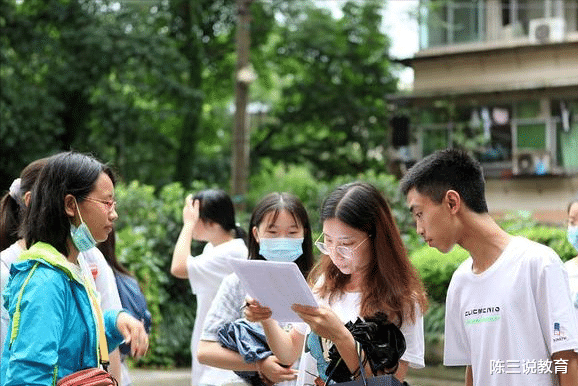 注意! 江苏五所高校被点名曝光, 学历分文不值, 家长报考需谨慎