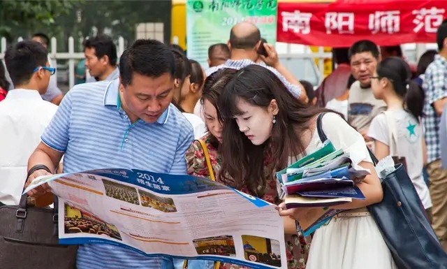 四川教育厅通知,这4所大学一文不值,学生经常被骗!