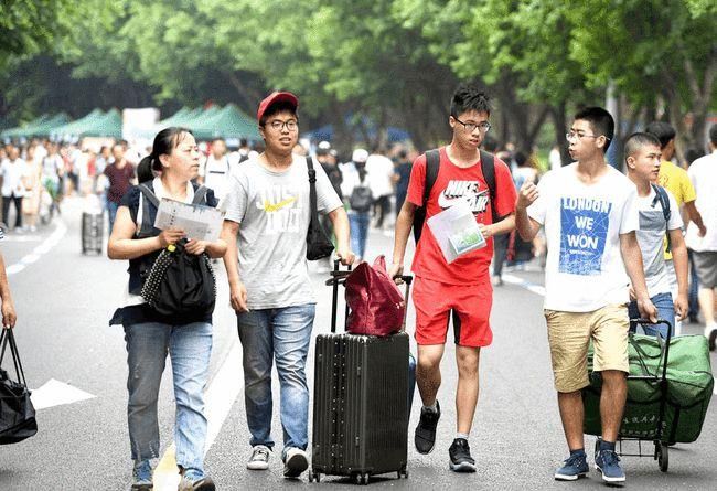 大学刷单有风险吗? 挂科找工作有影响吗? 老学长大一新生6个建议