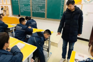 浙江一中学生被老师批评, 事后想不开跳河, 老师的处境令人担忧
