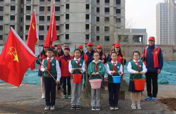 安阳市东南营小学:开展植树节主题教育活动