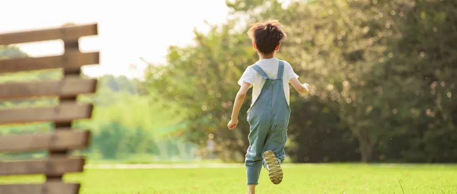 不同年龄段孩子的心理特点及沟通方式(建议收藏)