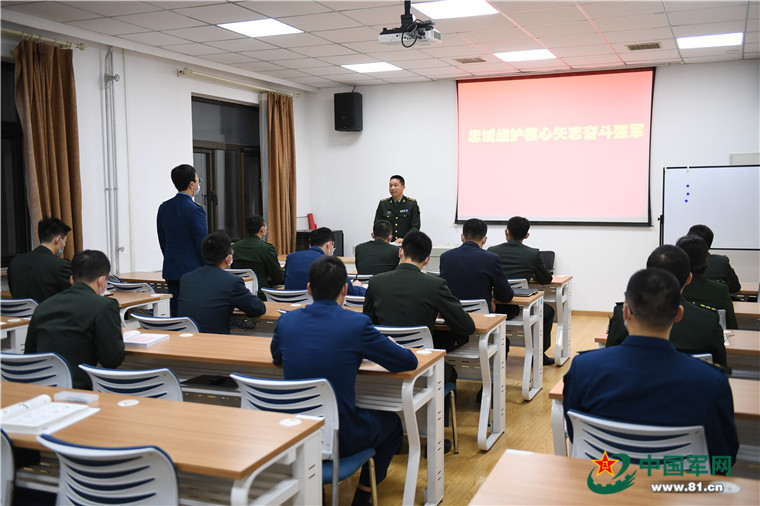 军事科学院研究生院开辟特色课堂提升主题教育质效