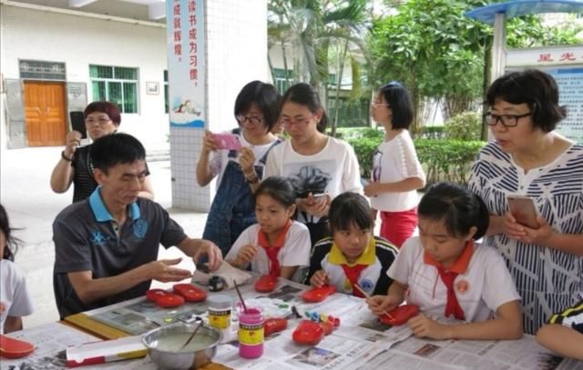 职业教育很重要, 多观察孩子有助于他们选择合适的职业