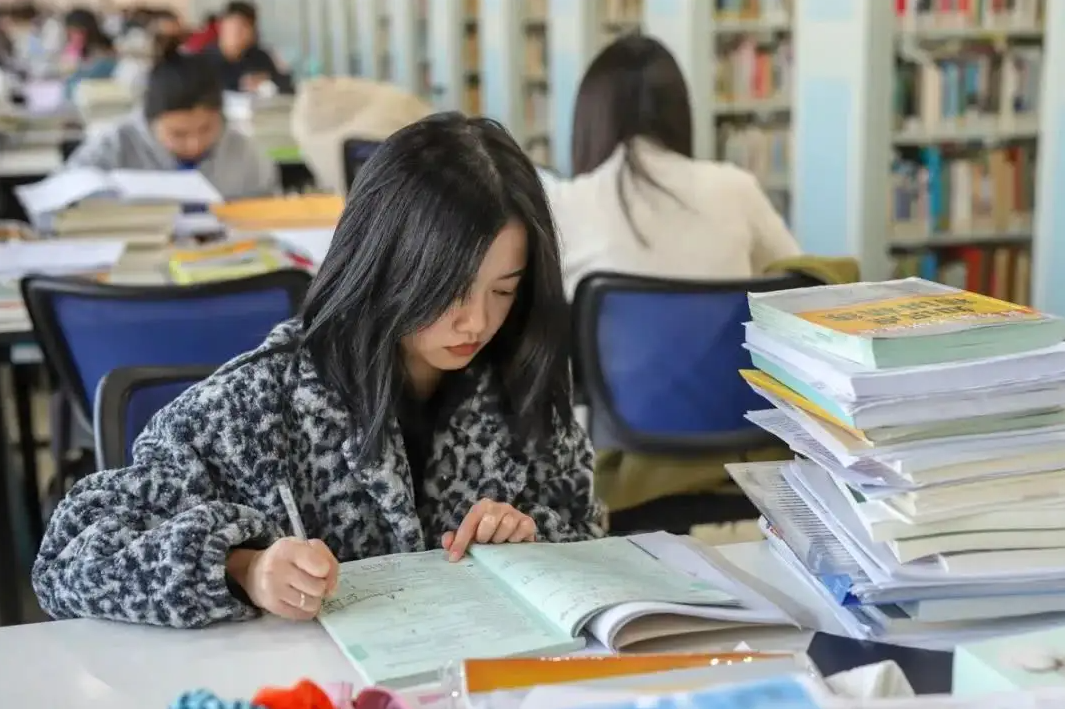 今年考研已结束, 未来几年的趋势又是如何? 谨记六点“避坑”