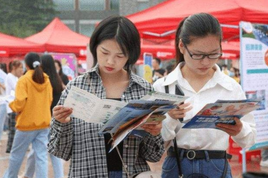 越有头脑的父母, 越不会让子女从事这些工作, 工资低不说还没前途