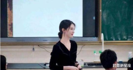 “
女教师”因教学照片走红, 看到身材后, 网友: 爱了