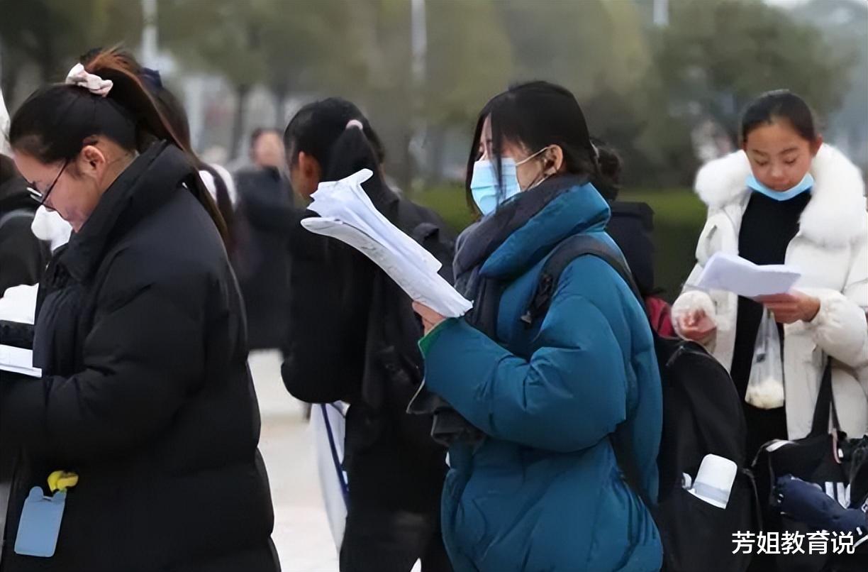 考研局中局? 复旦调剂生杜撰高分“吓退”竞争者, 斩获名额终未果