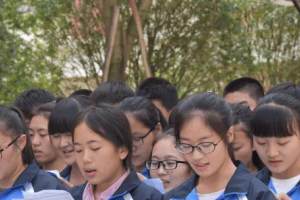 优秀! 河南省有72名学生保送清北, 其中35名学生来自同一所中学
