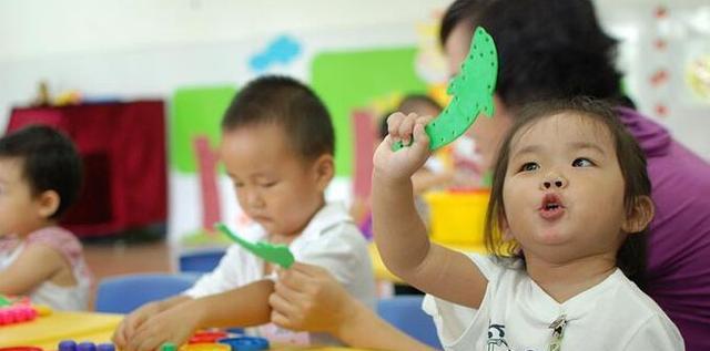 幼儿园学生“喜出望外”，新规于22年9月开始实行，竟然得到家长一致赞同