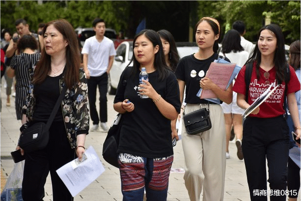 为什么越来越多的大学生毕业都跑去干销售了? 背后的真相让人扎心