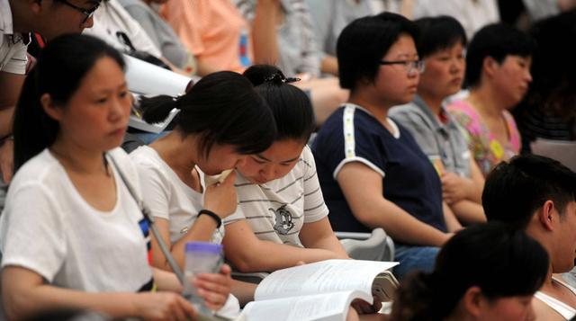 痛过才知道, “师范生和医学生”的差距有多大, 不仅薪资待遇不同