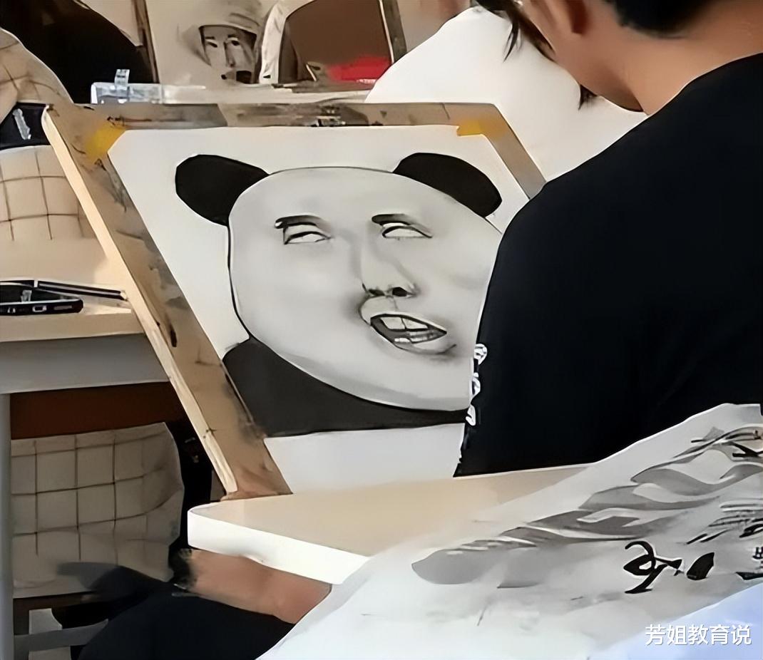 考试时间所剩无几, 美术生放飞自己的“画作”火了, 画风不忍直视