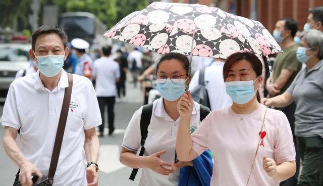 高考试卷是如何产生的? 了解整个过程才发现, 原来出题是个苦差事