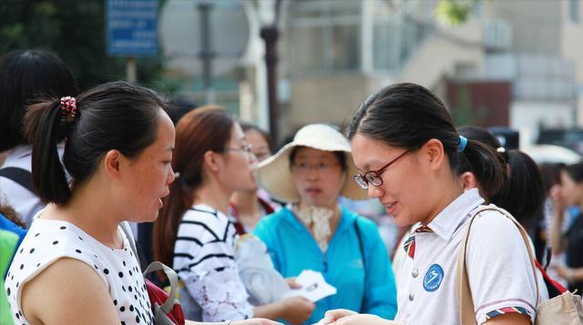 取消非师范生考教资的呼声高涨, 官方作出回应, 学生成“受益者”