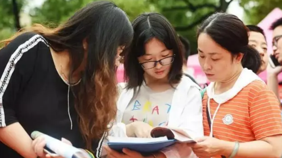 在本科线徘徊的学生们, 如何挑选专业, 才能够有一个好的未来