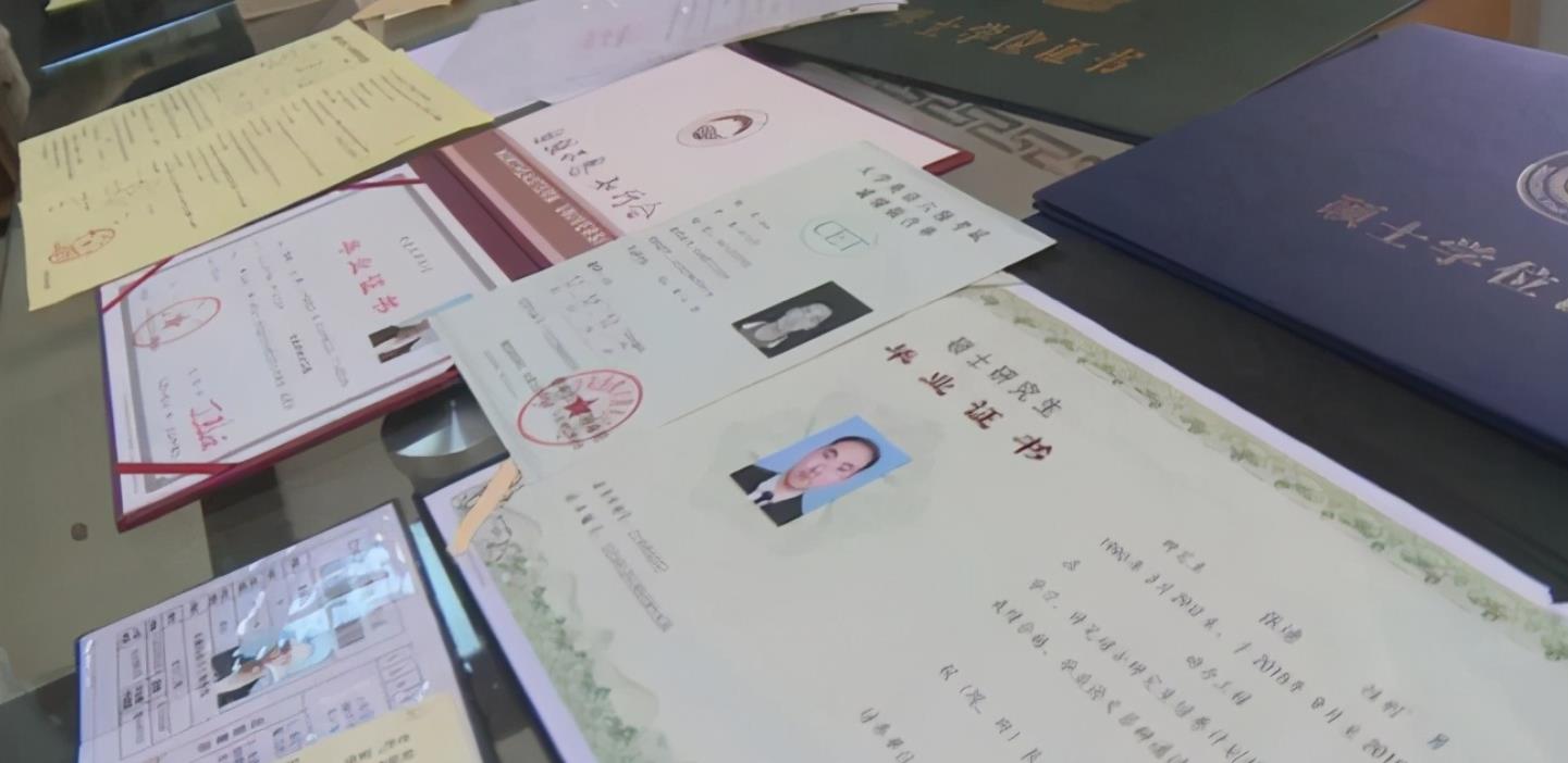 上交大学霸, 曾在患白血病将去时放弃化疗, 骗奶奶“要出国留学”