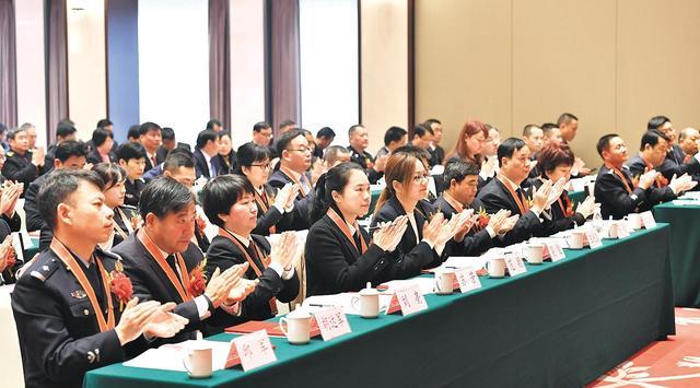 “空军工程大学”公开招聘, 不用笔试, 月薪1.1万令毕业生心痒痒