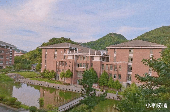 一所省属重点财经大学, 4轮征集才招满学生, 原因有3点, 都很现实