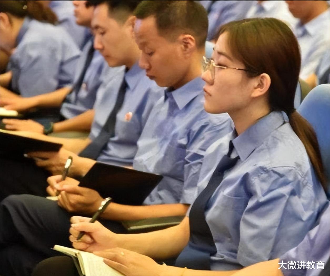 重庆一事业单位受冷落, 近百个岗位无人问津, 大学生说出真实原因