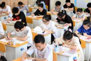 天津高考跌下神坛, 哪个高考优势省份能顺利上位?