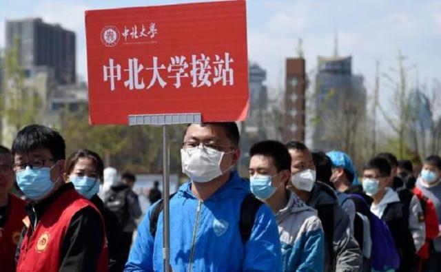 推迟报道! 海南部分高校发布延迟通知, 学生表示开心不起来