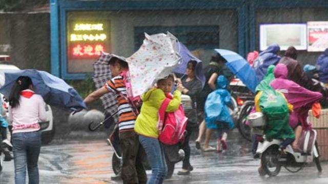 突发情况! 广东多地发布紧急停课通知, 所有学生暂停线下教学